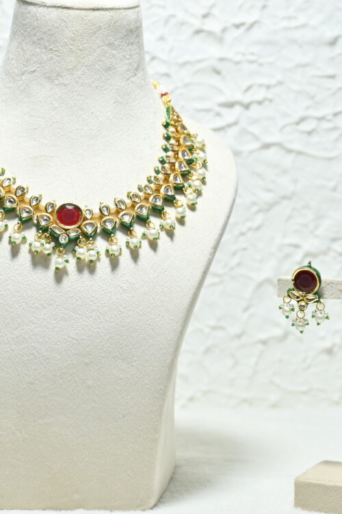 Pearl Neckpiece Set